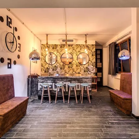 Trastevere 2 Hostel *