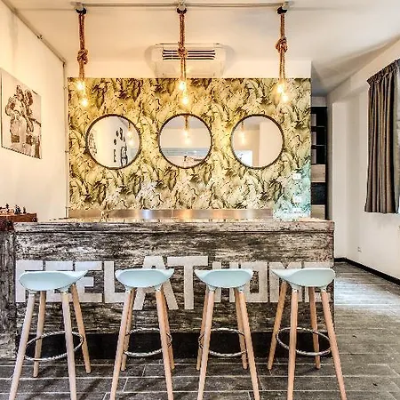 Trastevere 2 Hostel *