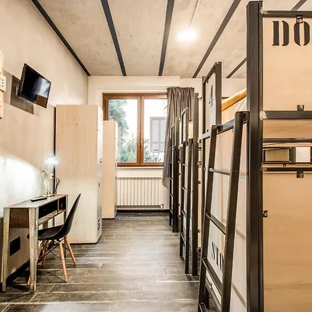 Trastevere 2 Hostel *