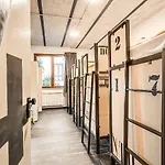 Hostel Trastevere 2 *
