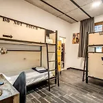 Trastevere 2 Hostel Rome
