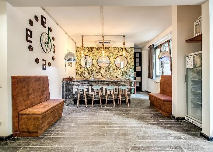 Vandrarhem Trastevere 2 *