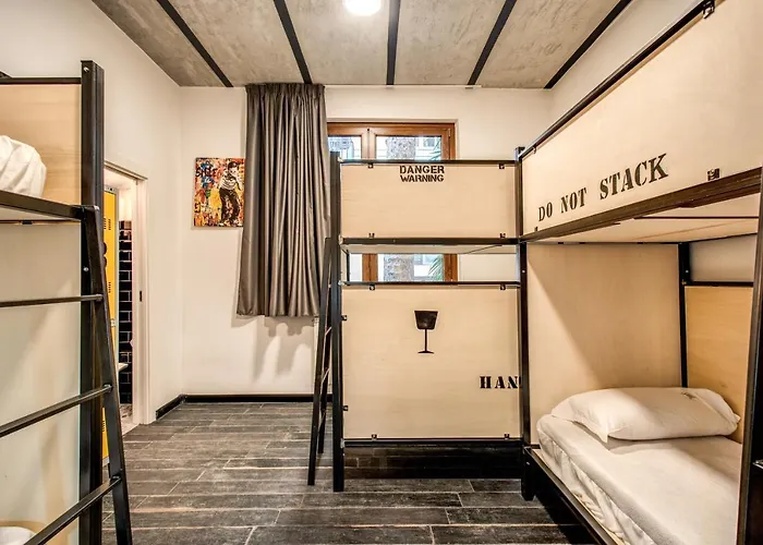 Vandrarhem Trastevere 2 *